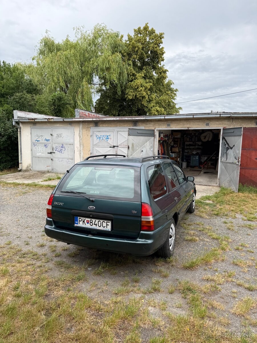 Ford escort - 2