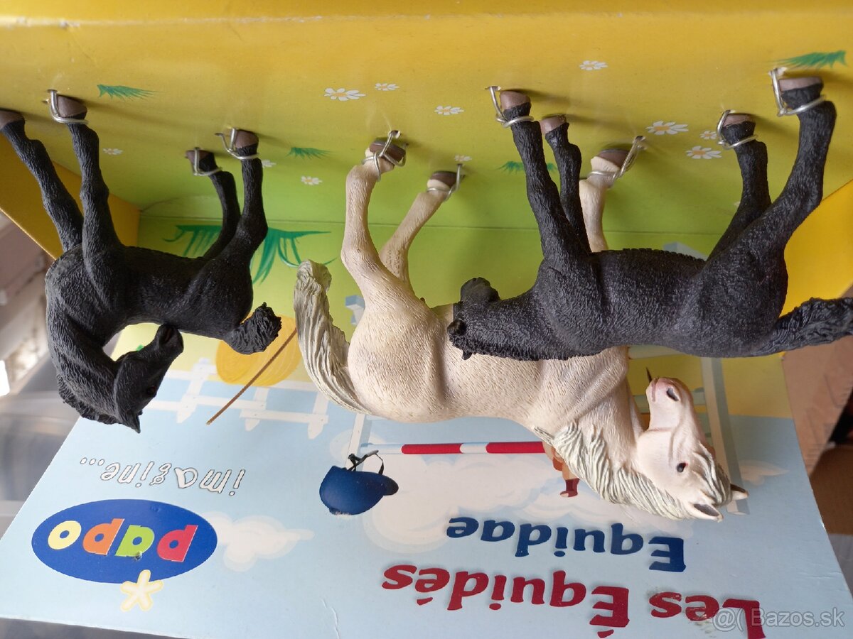 Papo kone (podobne ako Schleich) - 2
