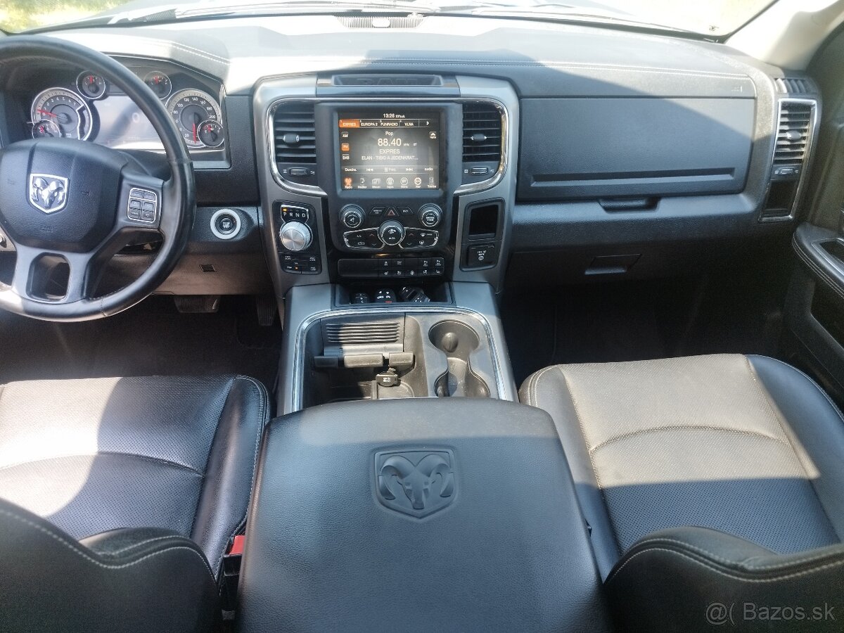Dodge RAM 5.7 HEMI Sport - 2