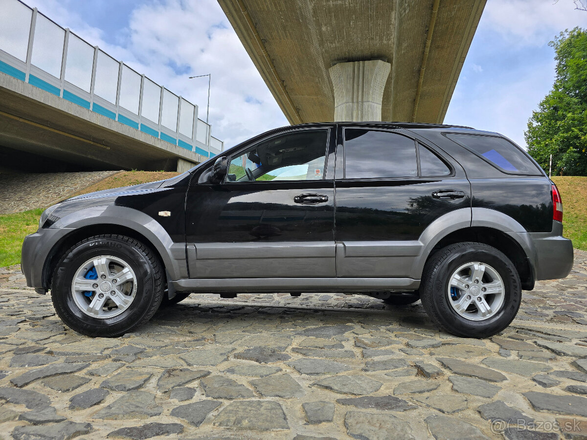 Kia Sorento 2.5 CRDI 103KW 4x4/ BEZ KOROZIE /GAR KM SERVIS