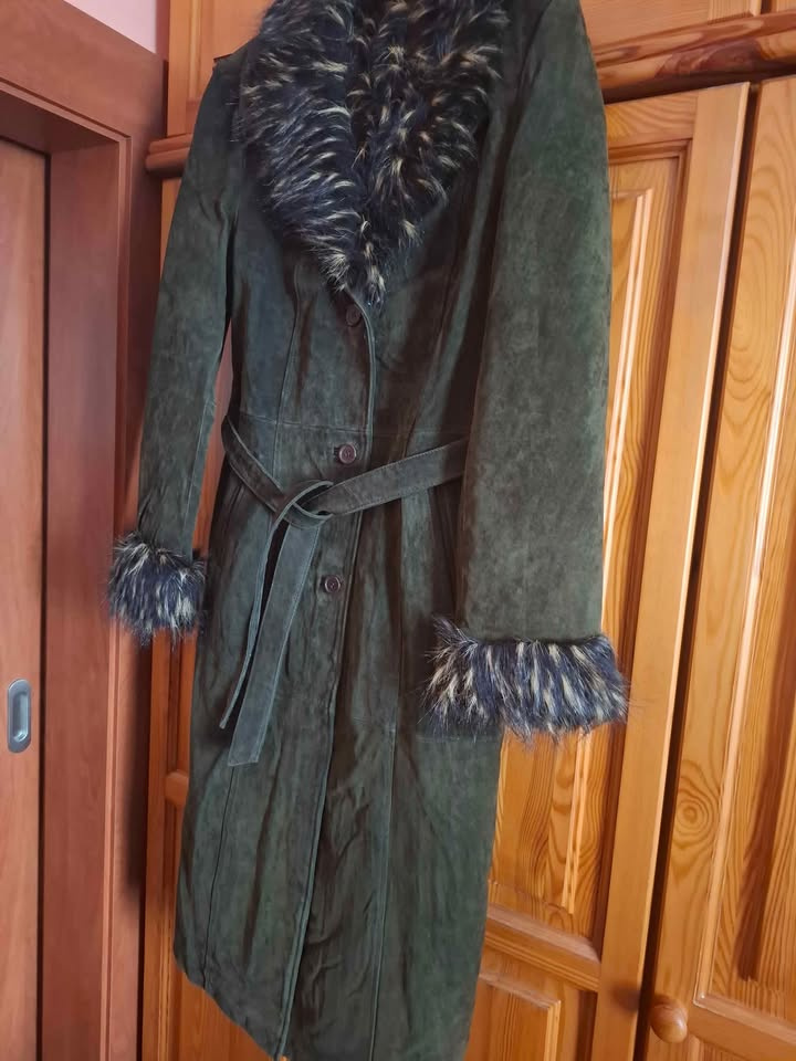 predám dámsky kožený kabát - 2