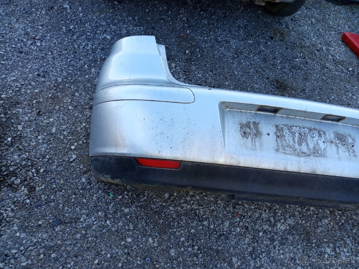 Zadný nárazník Ibiza 6l2 - 2