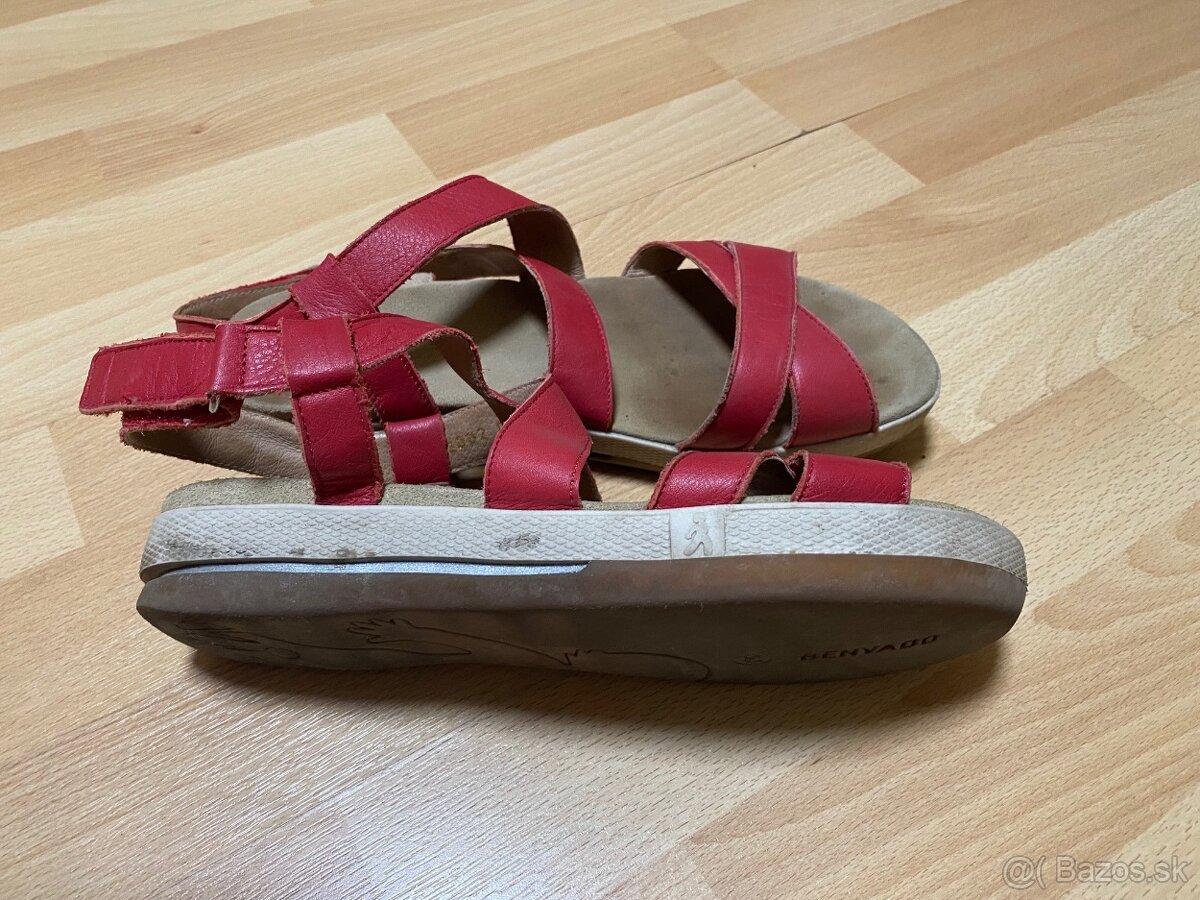 Celokožené sandále 38,5 (5,5), zn. Benvado - 2