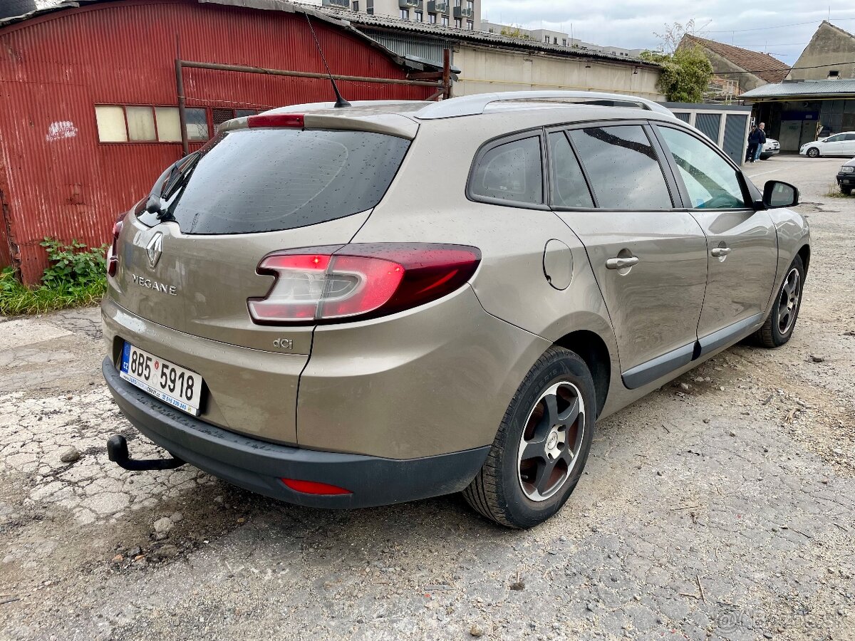 Renault Megane Grandtour 1.5 dCi - 2