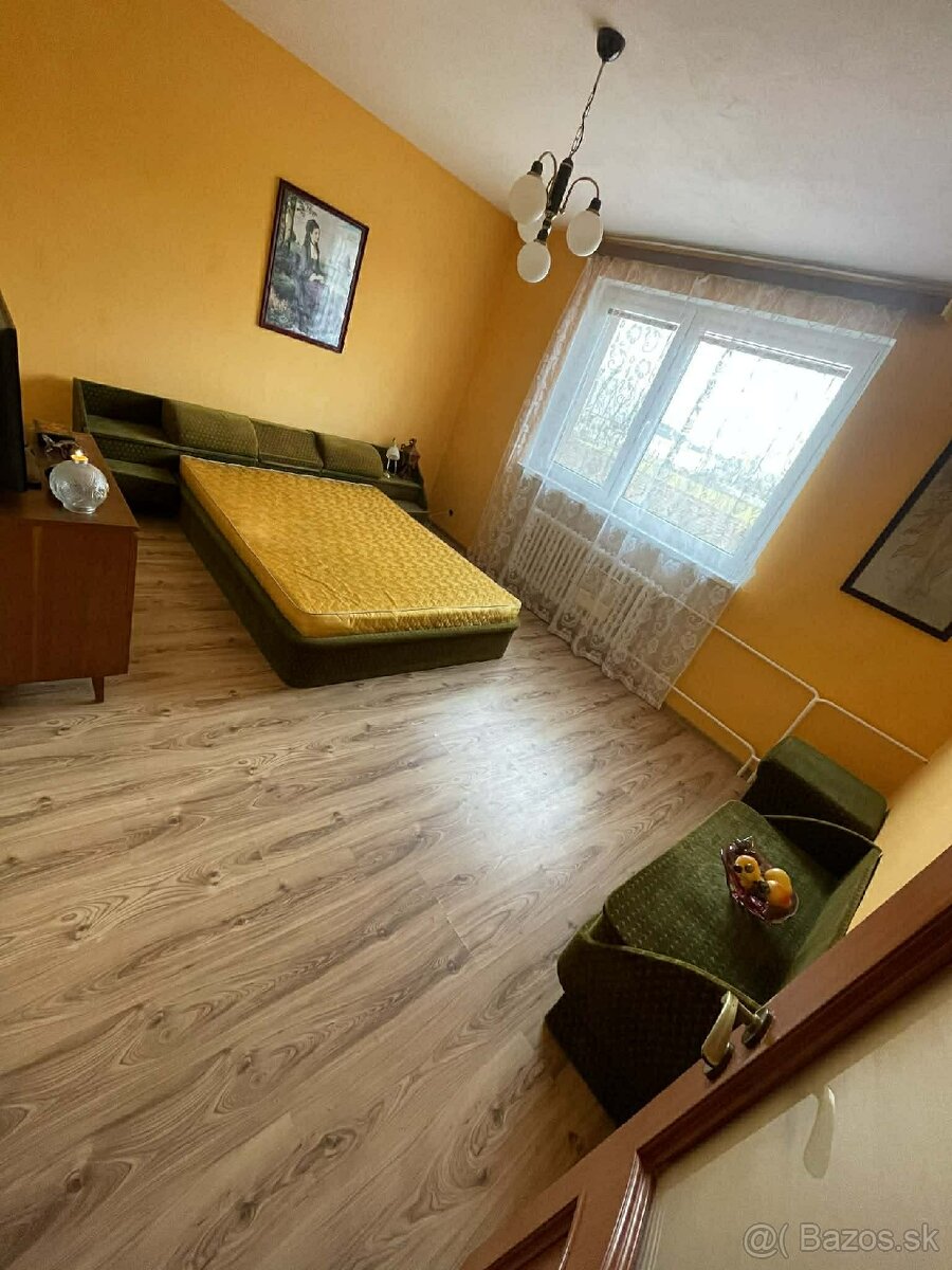 Predám 5 izbový rodinný dom - 2