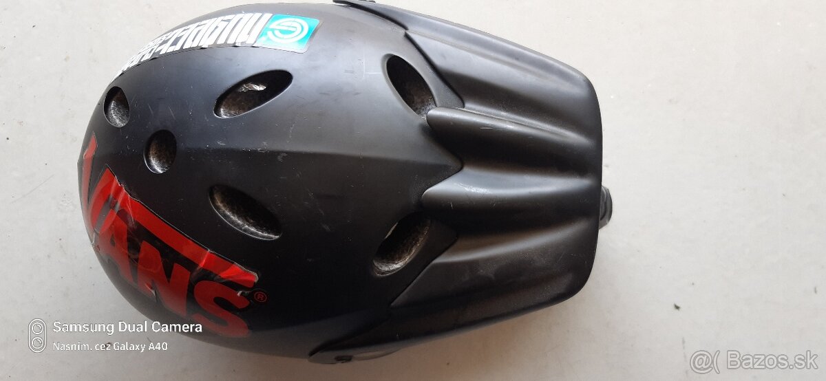 Predám rôzne detské prilby - 2