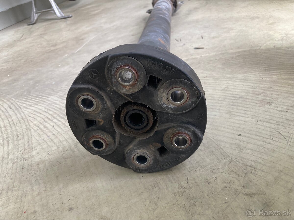 Kardan Mercedes Benz clk320 w208 - 2