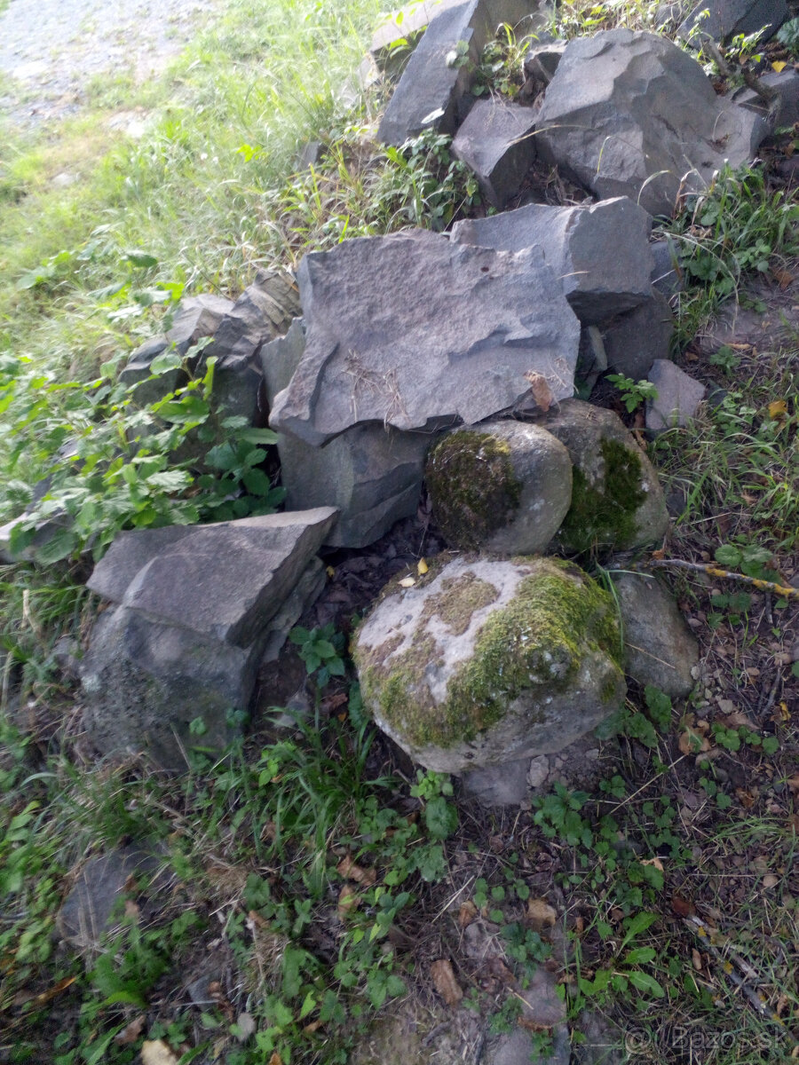 kamen andezit - 2