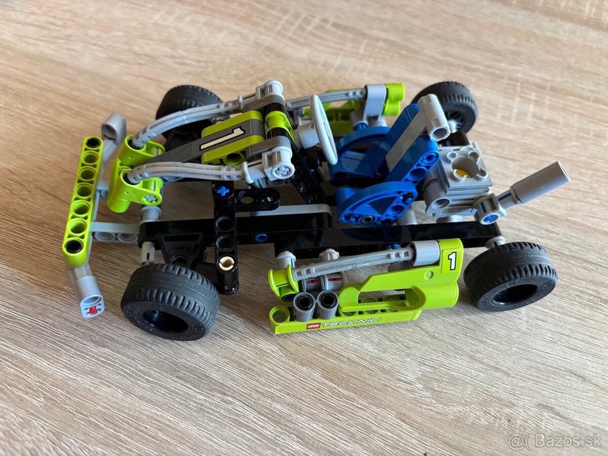 Lego Technic - motokara / traktor - 2