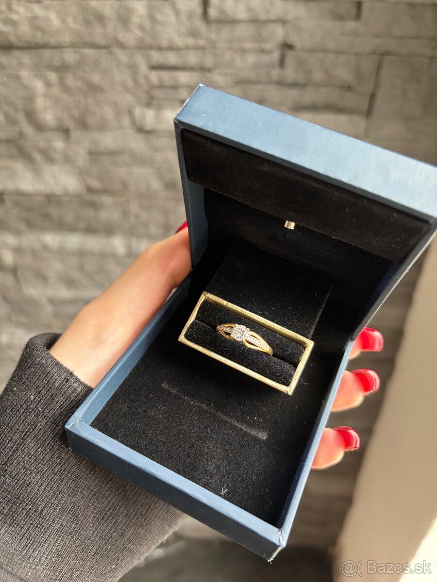 Zlatý zásnubný prsteň (585) 14K - 2