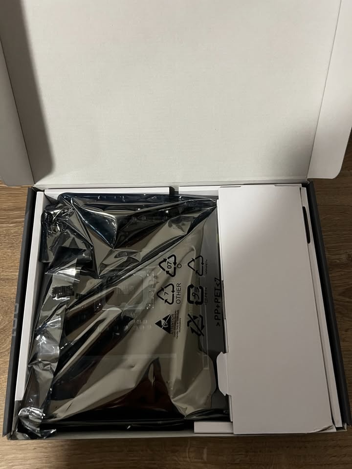 MSI MAG Z890 TOMAHAWK WIFI - 2