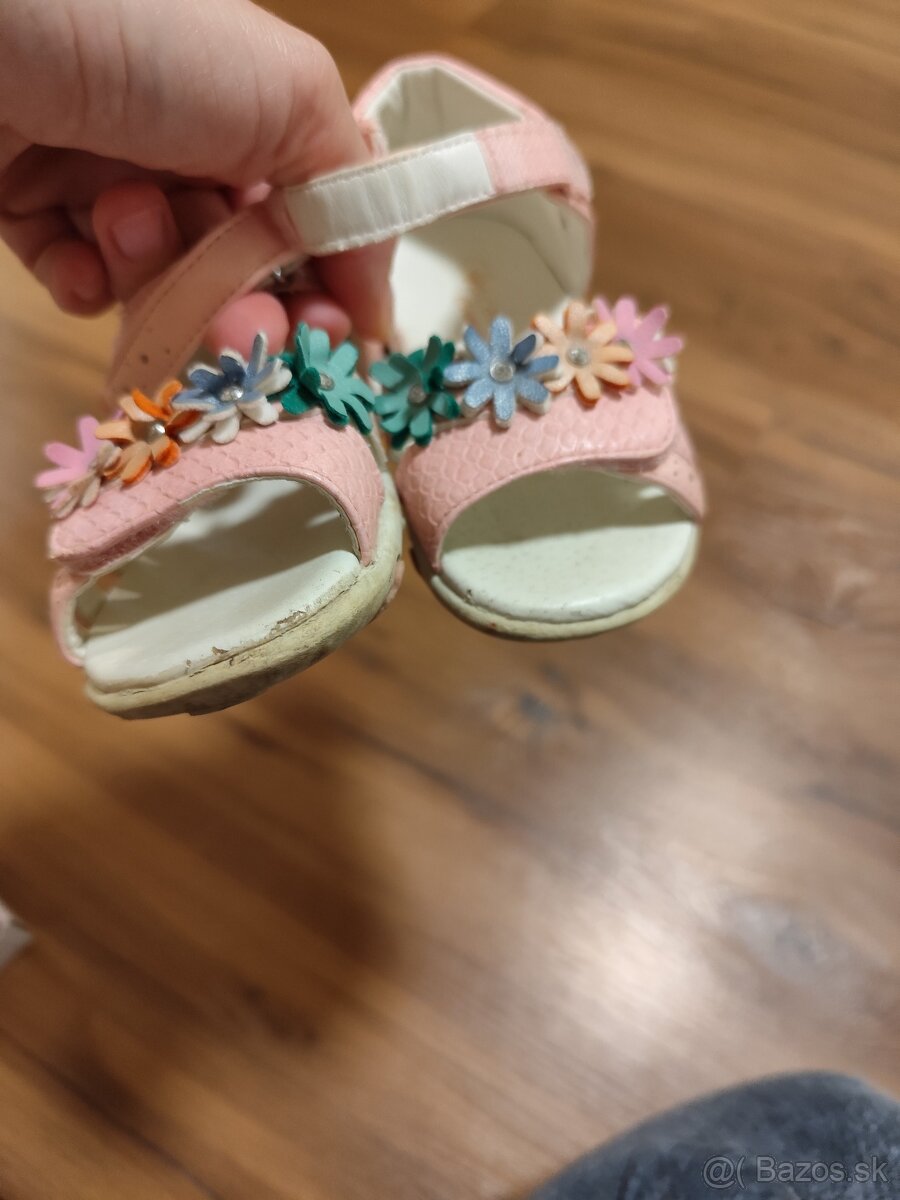 Dievčenské sandálky - 2
