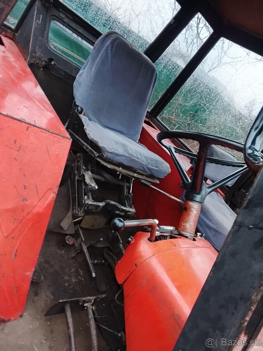 Traktor Zetor 6711 - 2