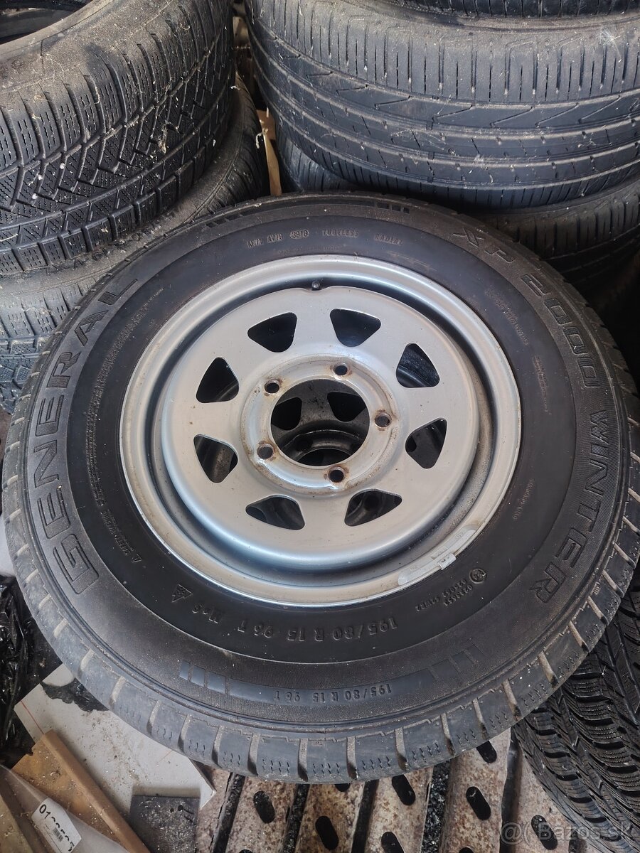 LADA NIVA-´DISKY+ZIMNÉ PNEU - 2