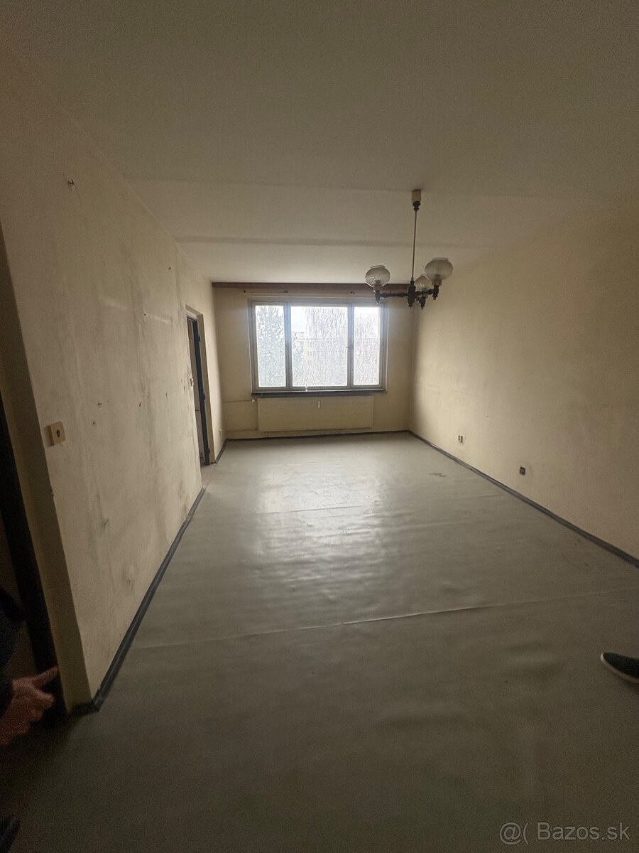 Predám 2i byt Môťová - 2