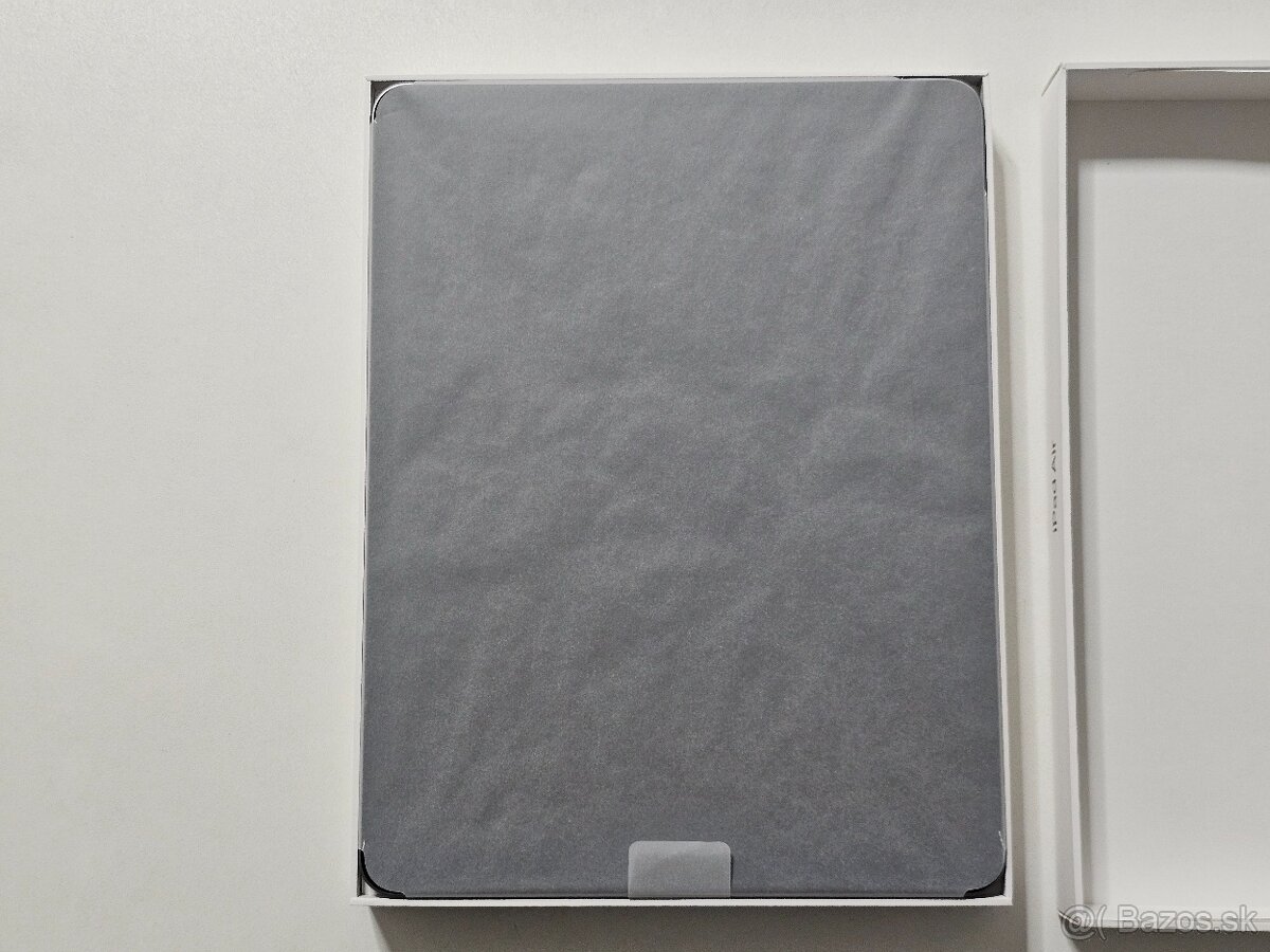 iPad Air 13 (2024) M2 128GB Space Gray - 2