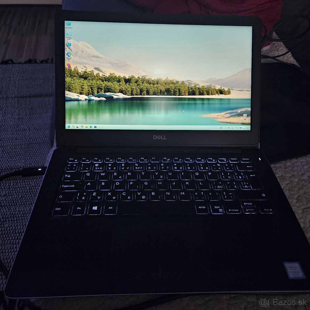 Hliníkový UltraBook DELL Vostro 5370 s i5 - 2