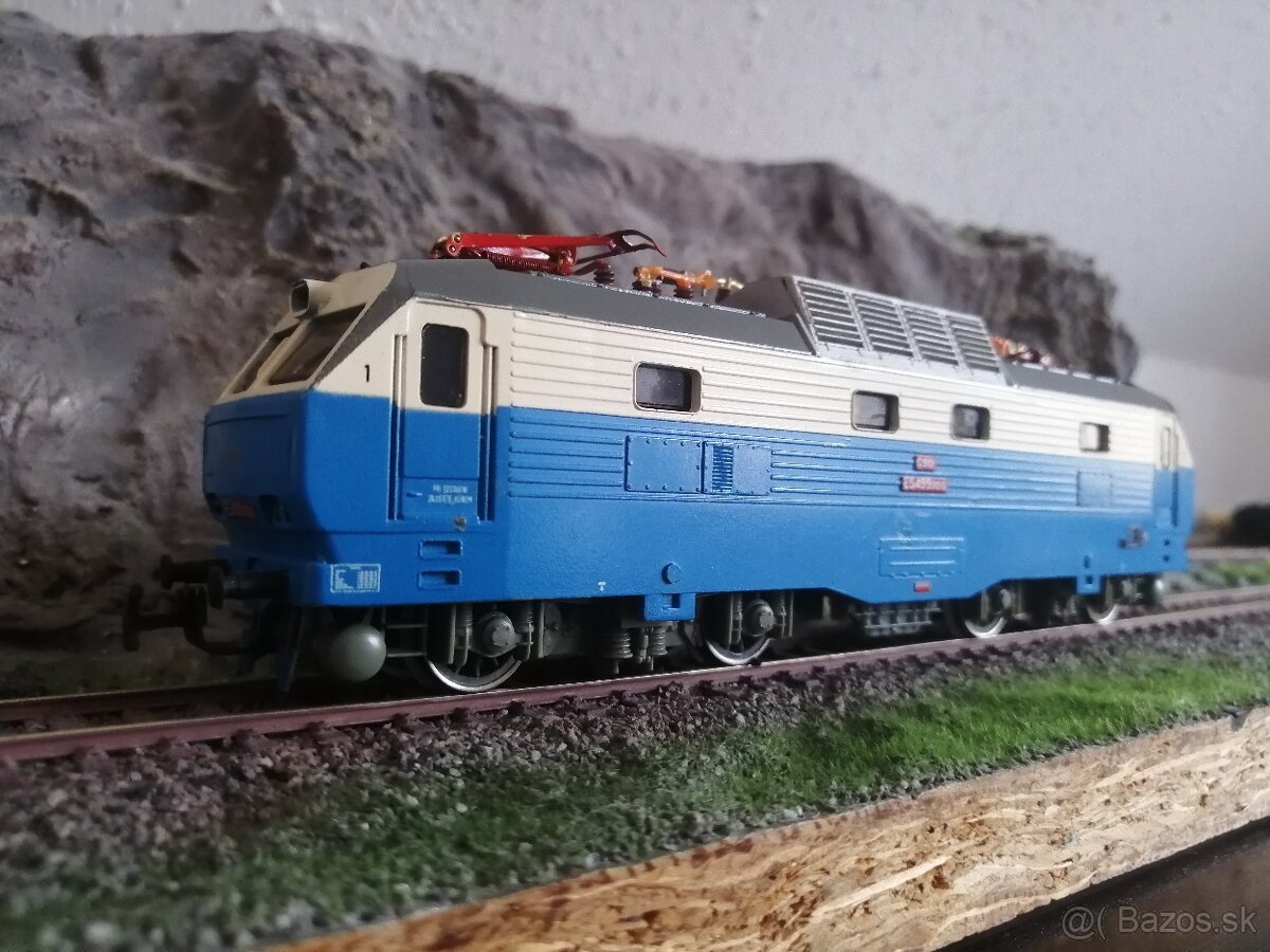 Piko E 499 HO. - 2