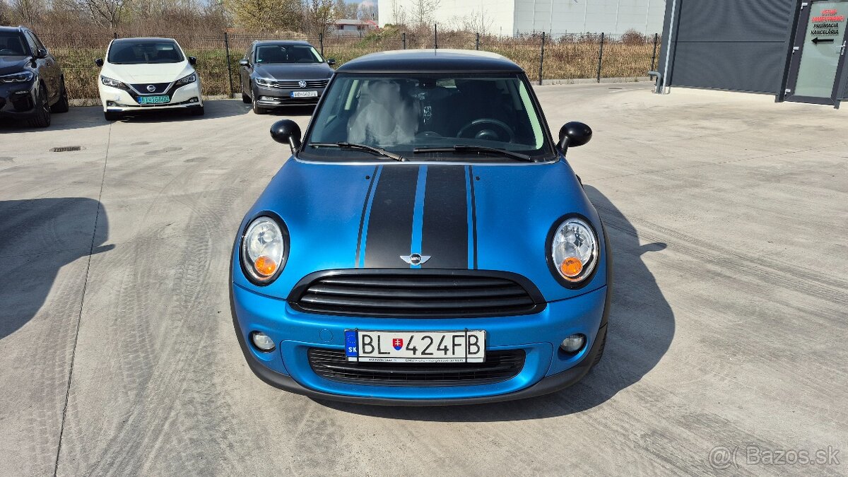 Mini Cooper 1.6 90 kw M6 kup.SR aj vymena - 2