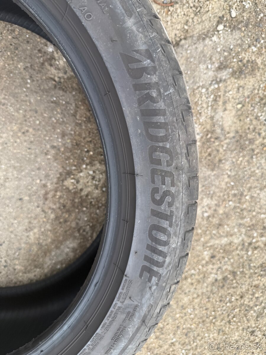 245/45 R19 Bridgestone - 2