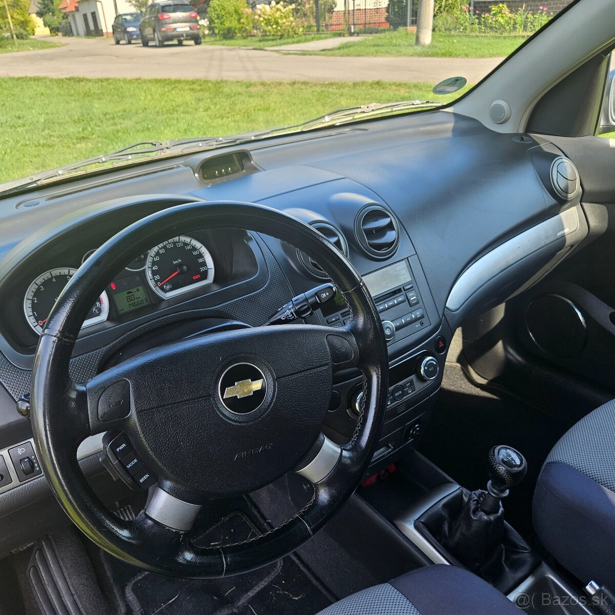 Predám Chevrolet AVEO benzín 1.4, 74kW, r.v.2009 - 2