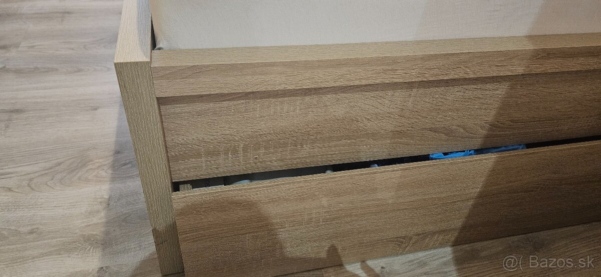 Manželská postel 180×200 - 2