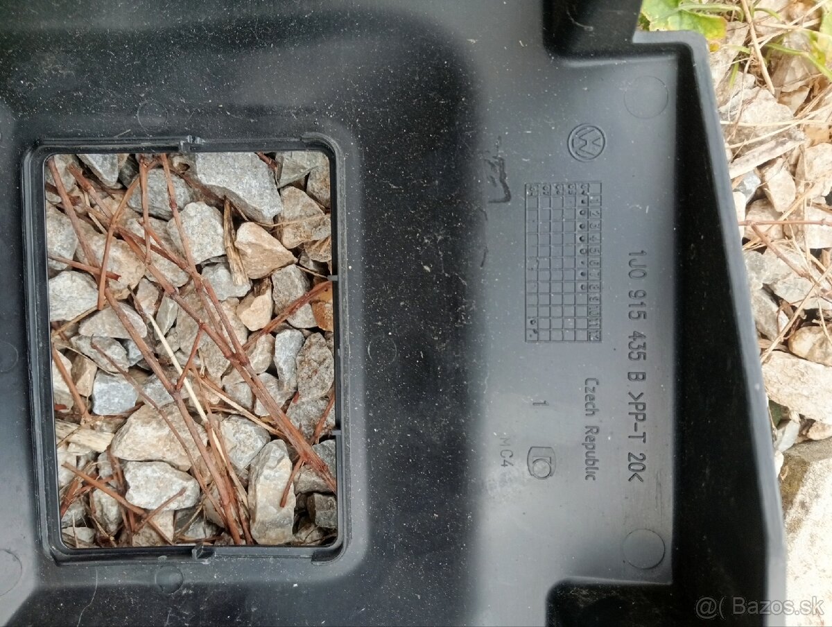 Kryt batérie golf 4 vrchná časť - 2