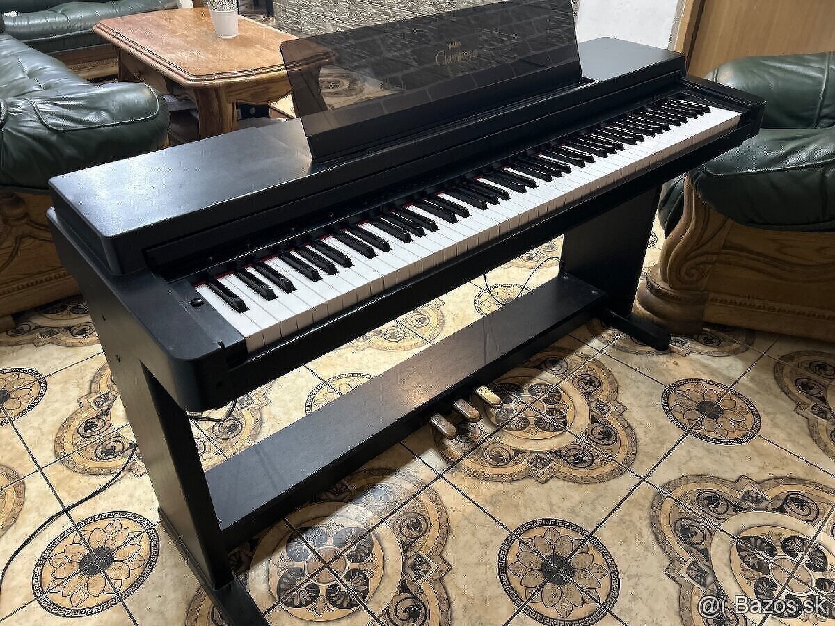 Yamaha Clavinova CLP-650 - 2