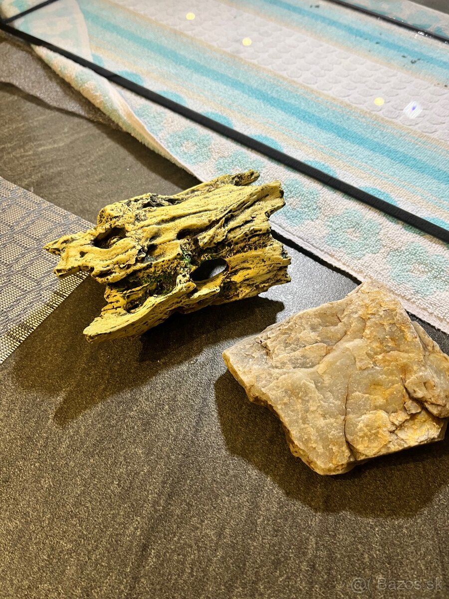 Predám akvárium 54L - 2