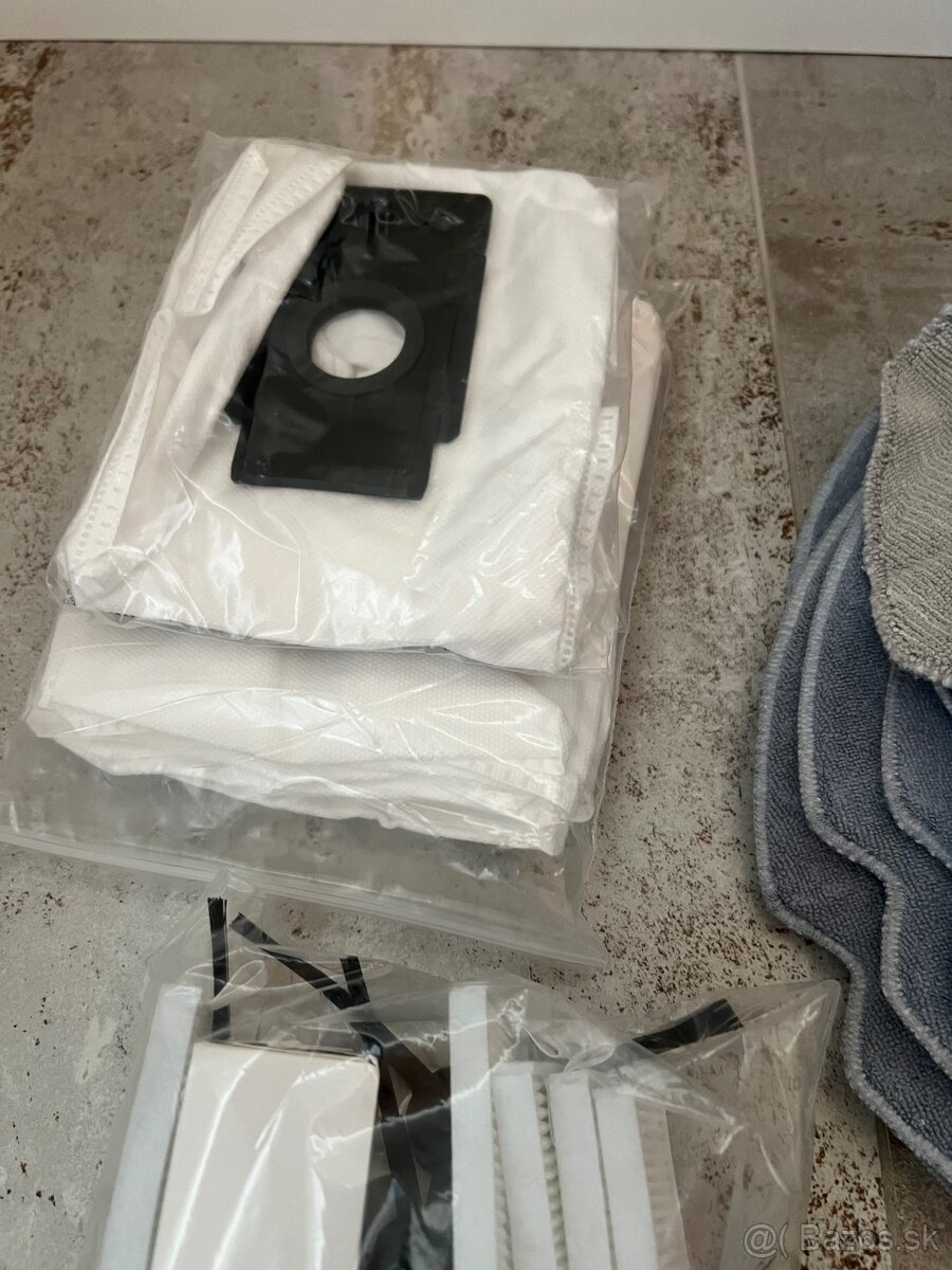 EZVIZ RE4 Plus black - 2