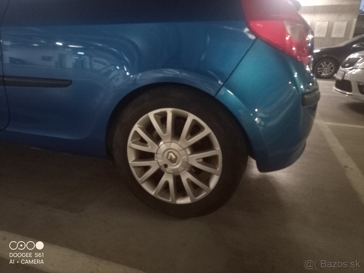 Renault Clio 1.6 - 2