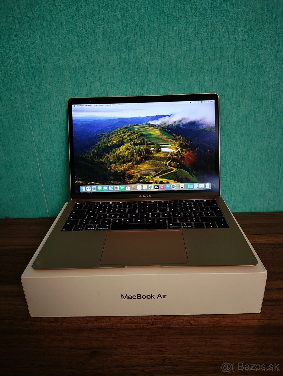 MacBook Air 13 2019 | i5 • 8GB • 256GB SSD - 2
