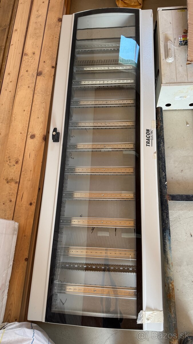 Oceľová rozvodná skriňa s priehľadným sklom - 2