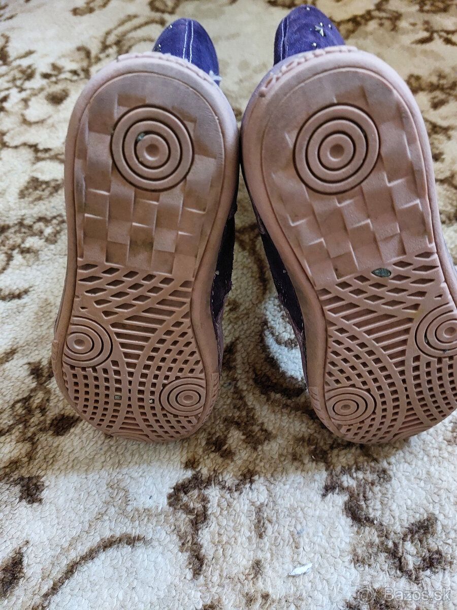 Dievcenske cizmy - 2