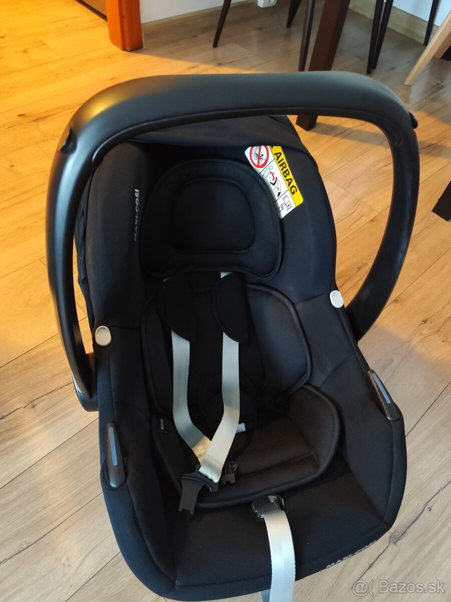 Vajíčko Maxi Cosi cabriofix i-size - 2