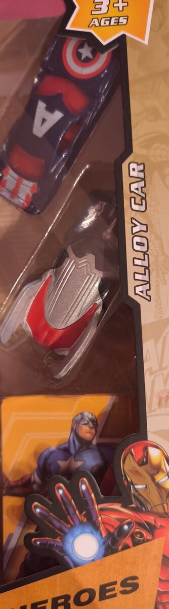 Kapitán Amerika s autíčkami Avengers - 2