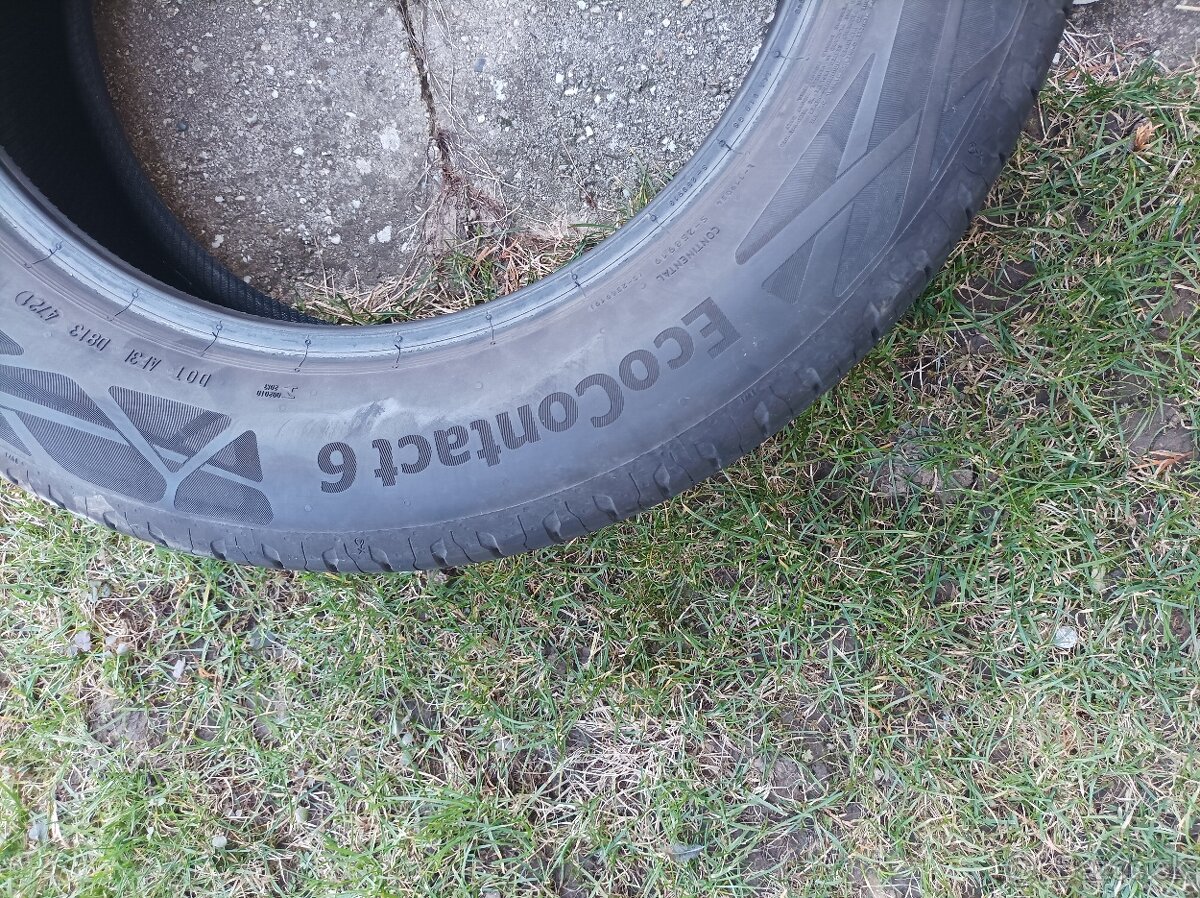 Continental 235/55 R18 V - 2