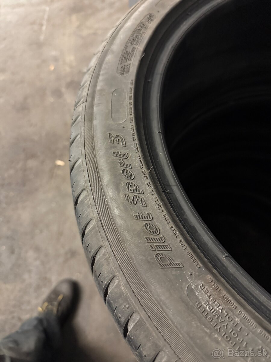Michelin PilotSport 3 225/45 R18 - 2