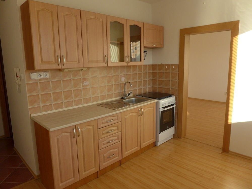 1izbák // Hurbanova 2, ŠAĽA - 2