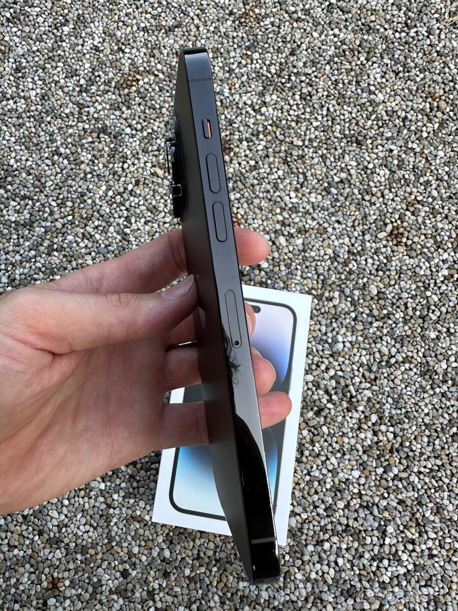 IPhone 14 Pro max - baterie 92% - 2