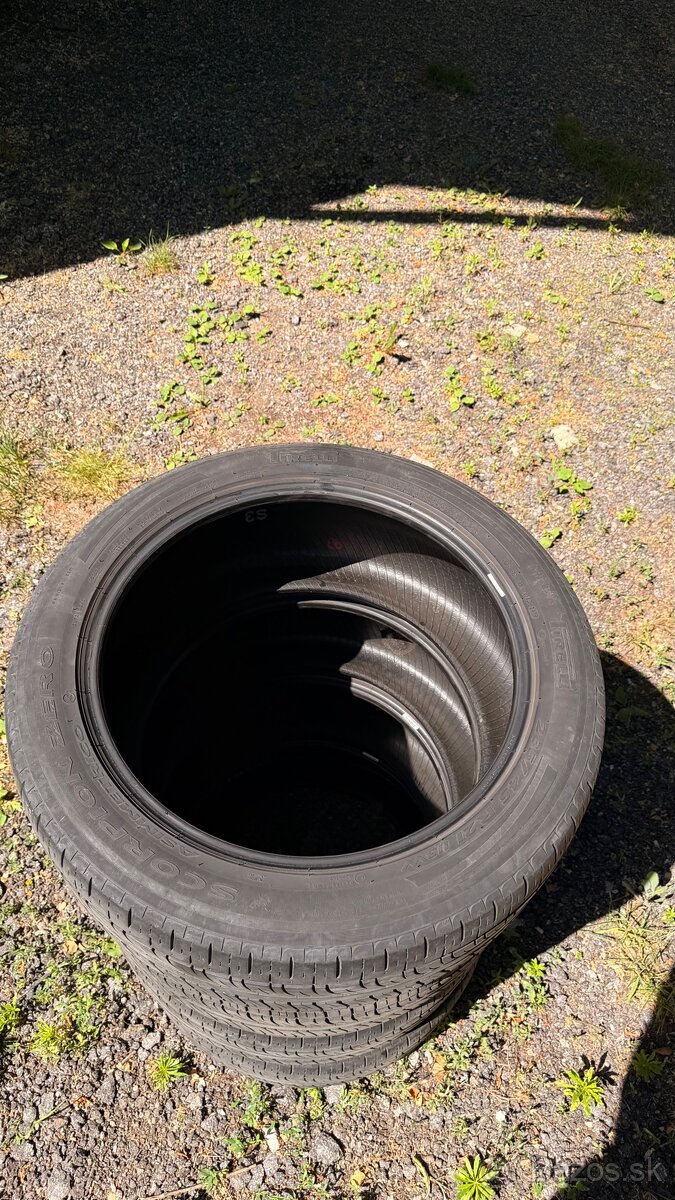 285/45R21 Pirelli Scorpion Zero - 2