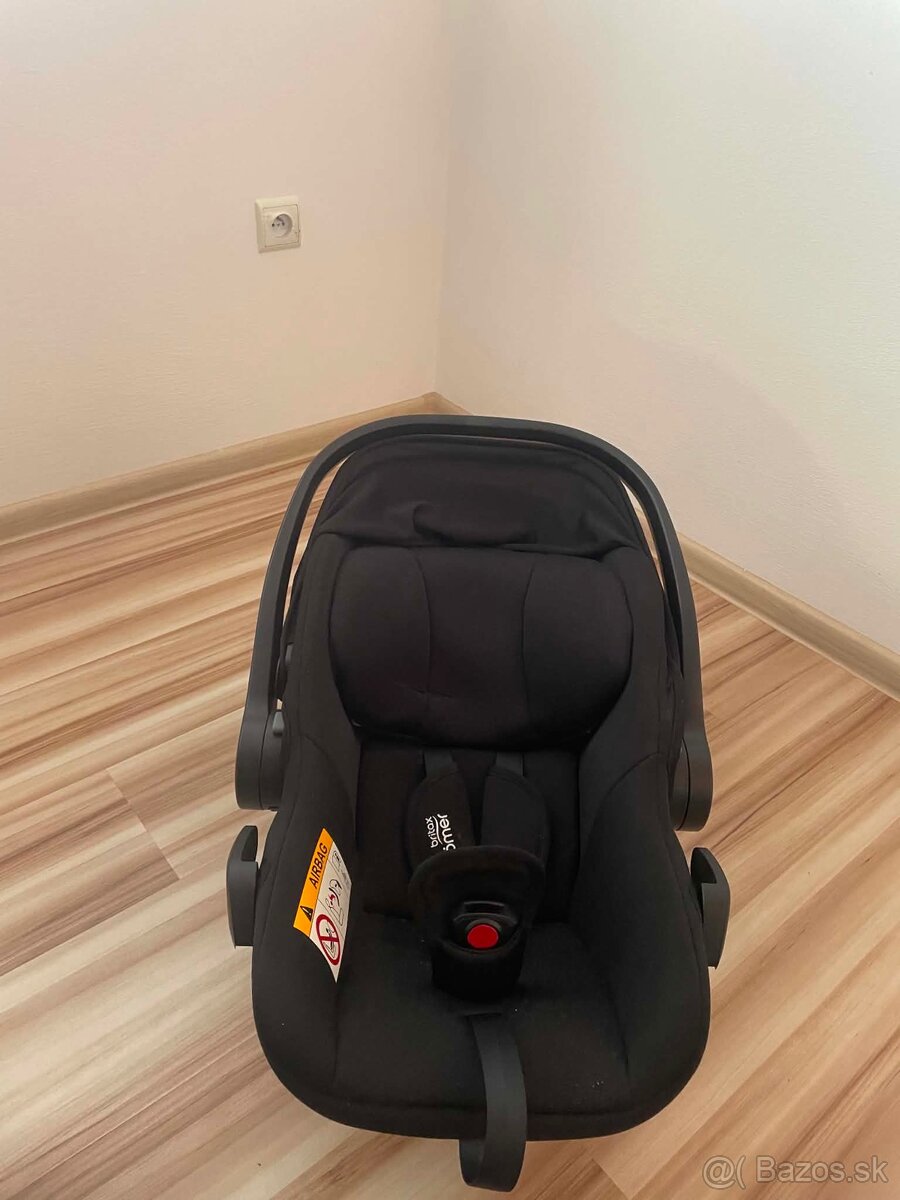Predám autosedačku (vajíčko) Britax Römer - 2
