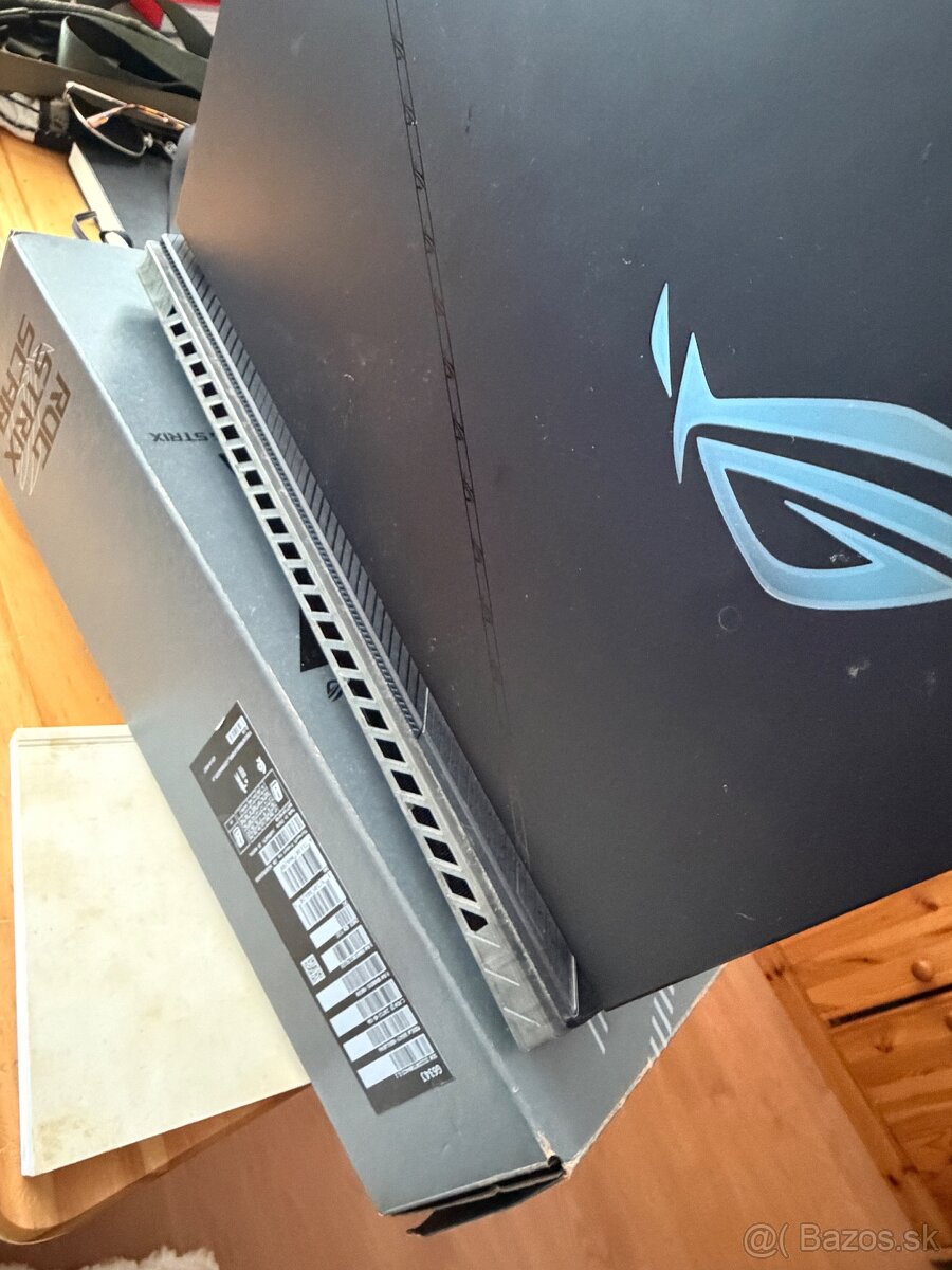ROG Strix - 2