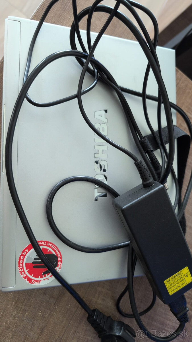Toshiba Portege R600 - 2