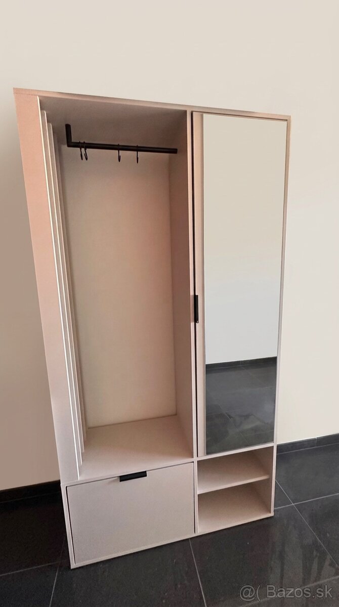 Kašmírová skriňa - 2