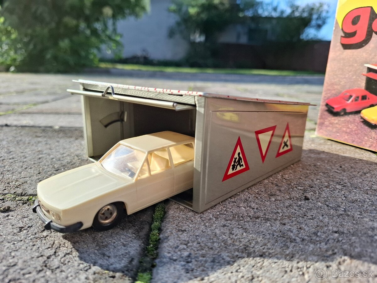 Garáž KDN stara hračka - 2