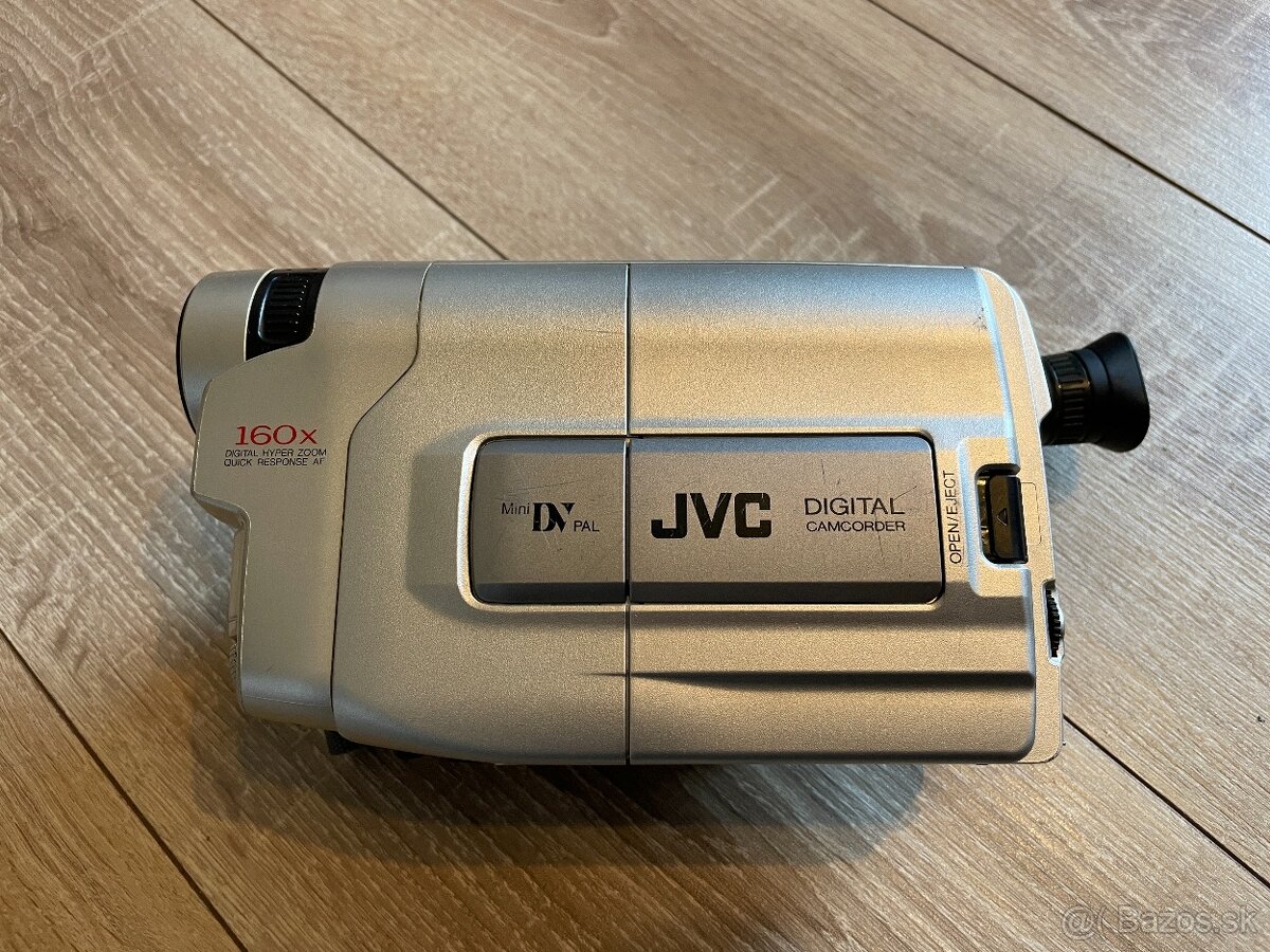 MiniDV kamera JVC GR-DVF1E - 2