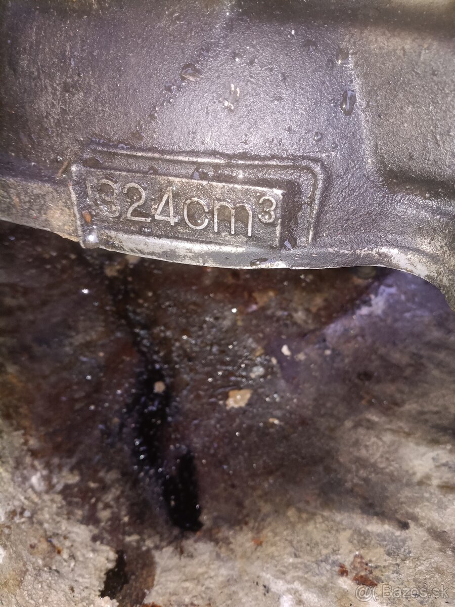 Predám motor 1.3 suzuki samuraj - 2