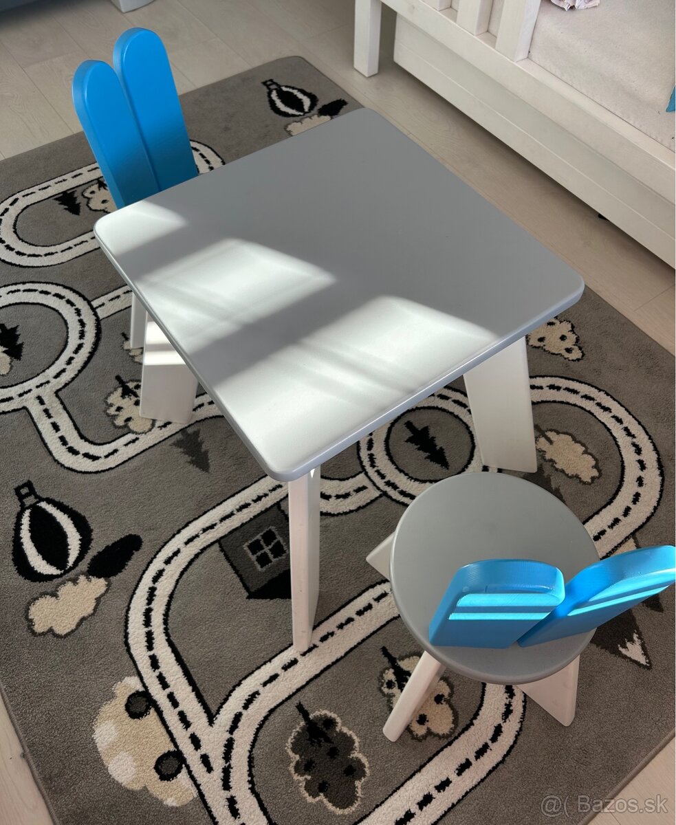 Detsky stôl a stoličky - 2