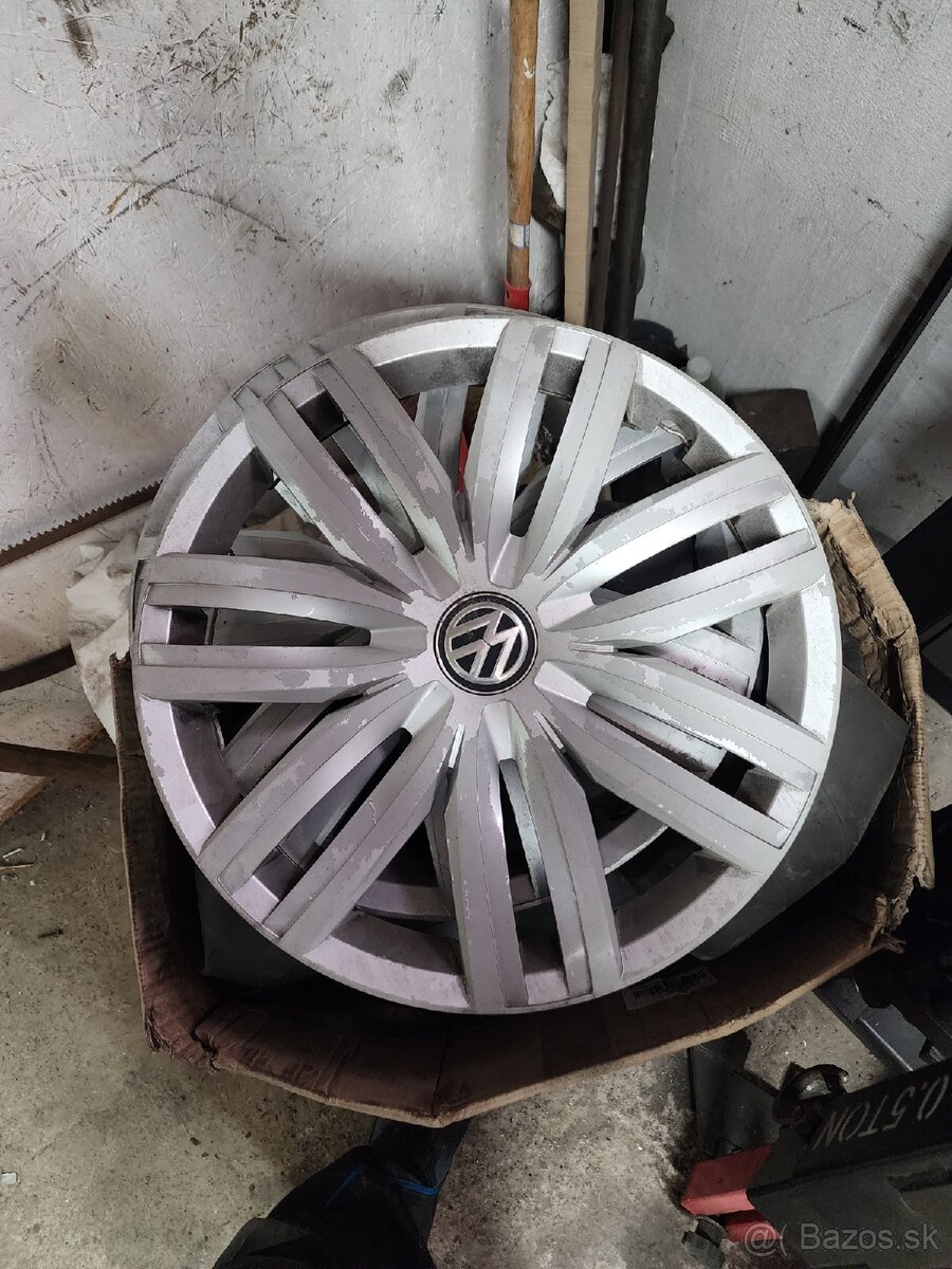 Predám puklice vw R16 - 2